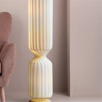 Lampadaire Moderne Doux & Élancé – Erida