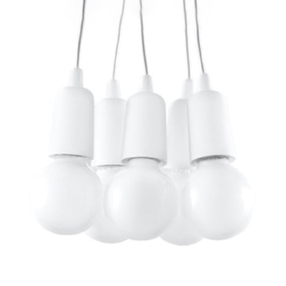 Minimalistische weiße Pendelleuchte mit Kabeln – Elvaris