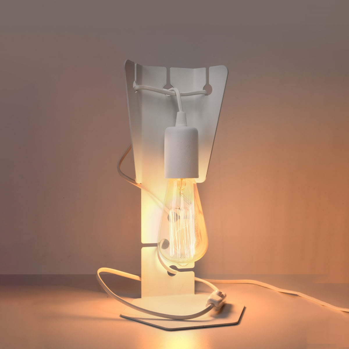 Lampe à poser Modèle Arkanis photo 4 | Luxarmonie