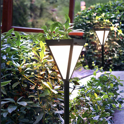 LED buitenlamp in zwart metaal met eigentijds design – Oranys