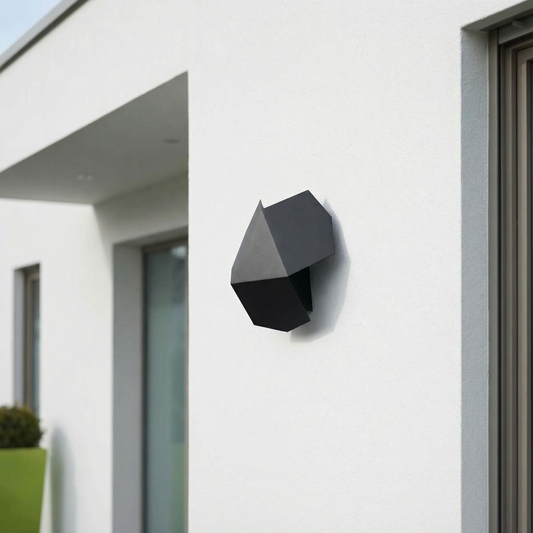 Zwarte minimalistische wandlamp – Model Noxara