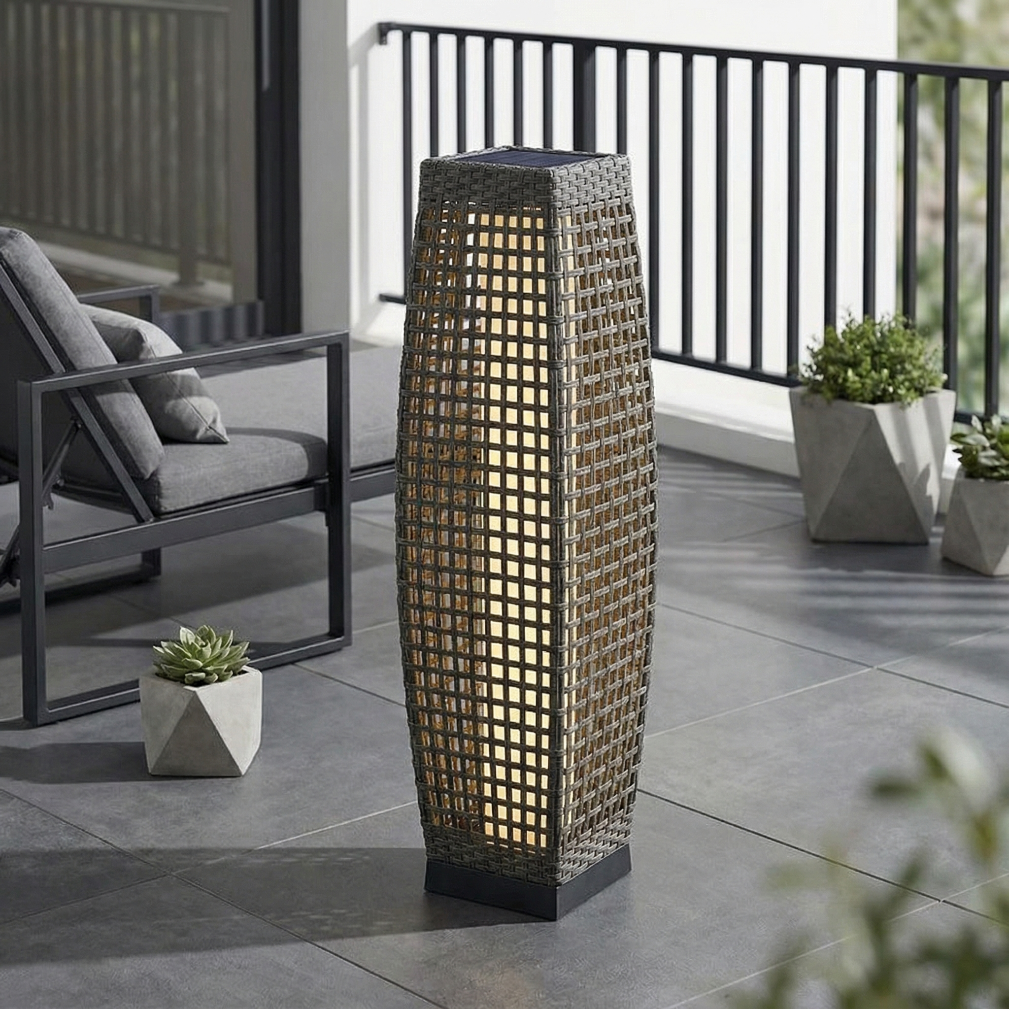 Outdoor Luminaire Orbanya Ambiance View | Luxarmonie
