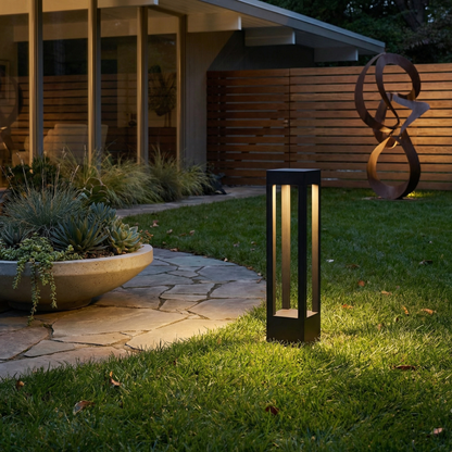 Chique buitenvloerlamp met rustgevende sfeer – Floréa