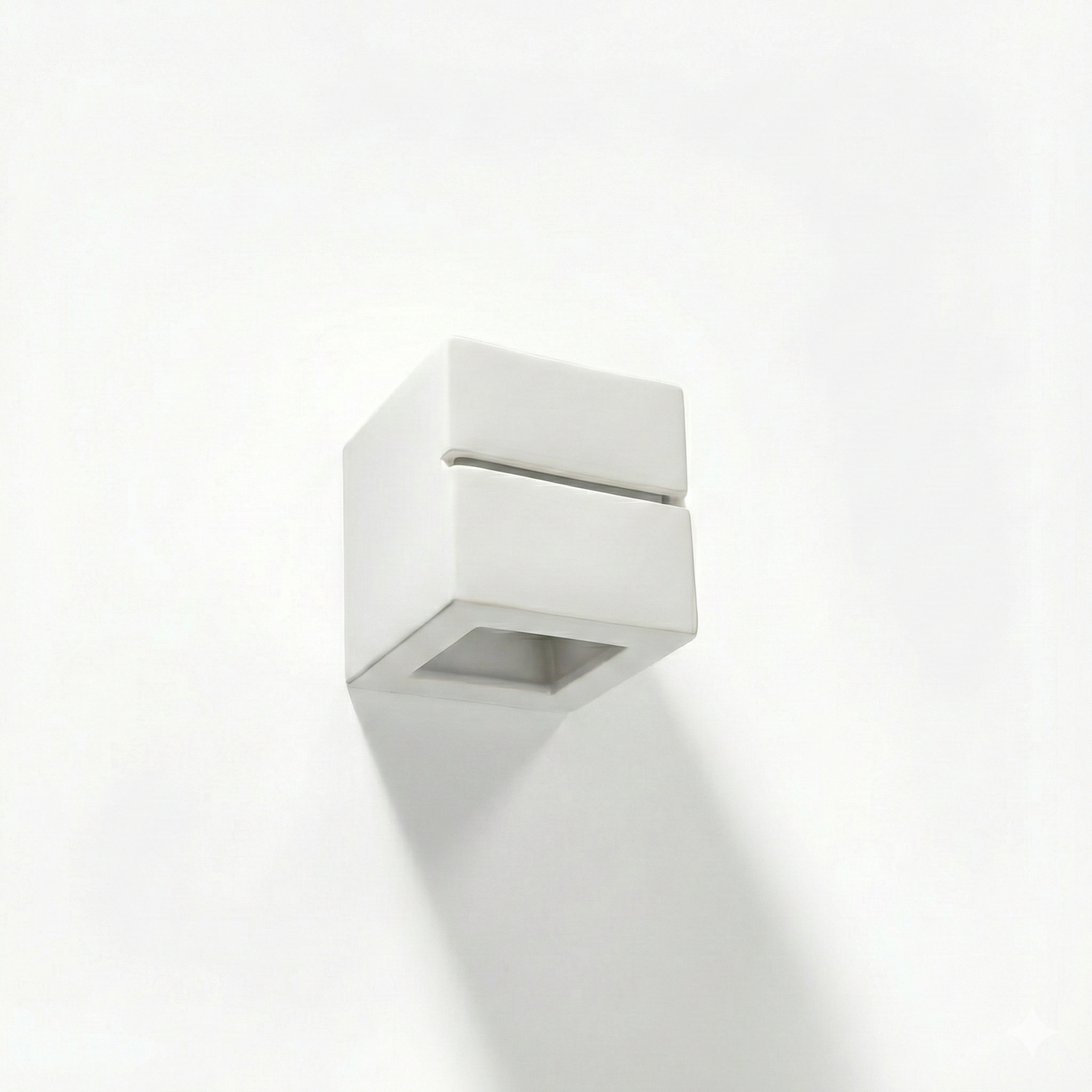 Moderne Witte Keramiek Wandlamp – model Ceradys