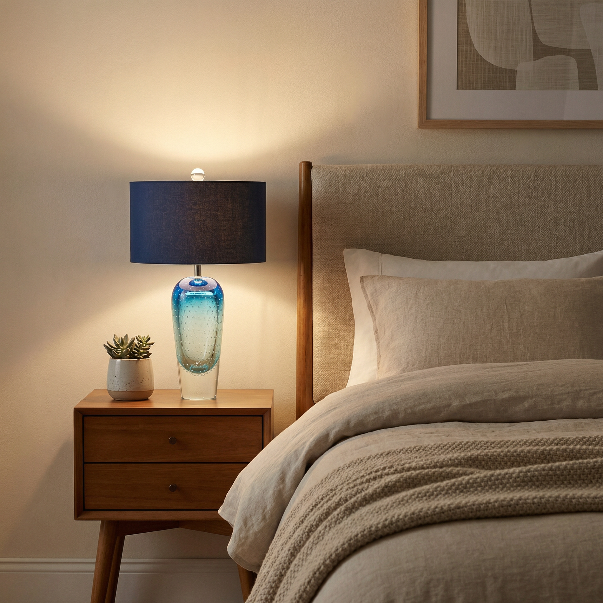 Brezza Table Lamp Detail View | Luxarmonie