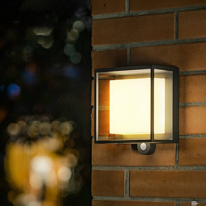 Moderne zonnewandlamp in acryl – Célestron