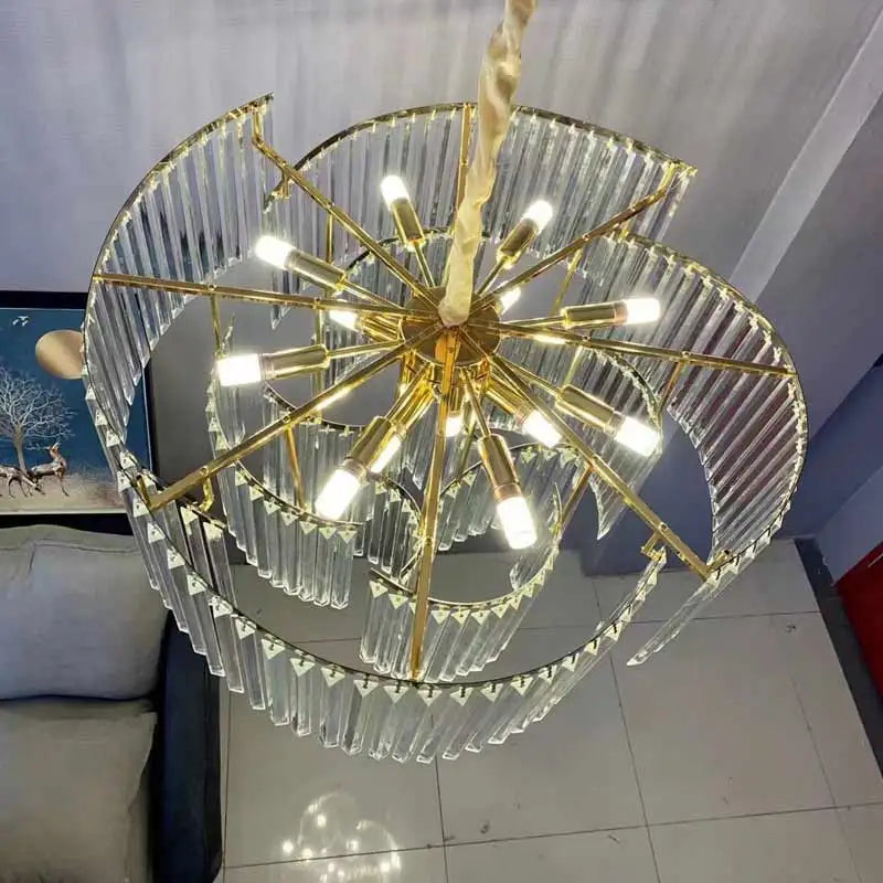 Artistieke Hangende Gedraaide Kristallen & Majestueuze Sfeer – Illumia