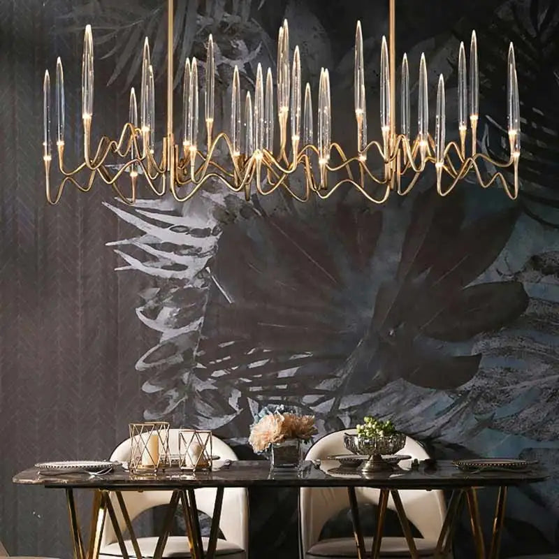 Kroonluchter Sculpturaal Kandelaarinspiratie & Delicate Glans – Plume