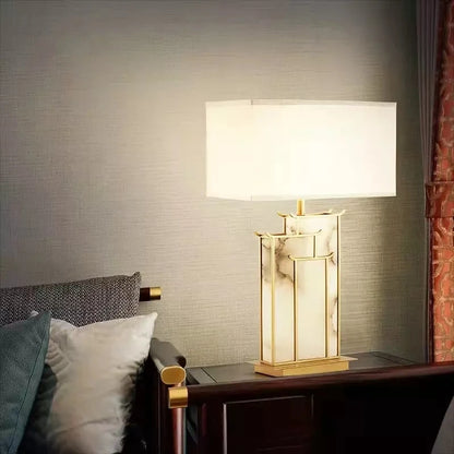 Elegante Lamp Moduleerbaar Licht voor Chique Interieur – Zéria