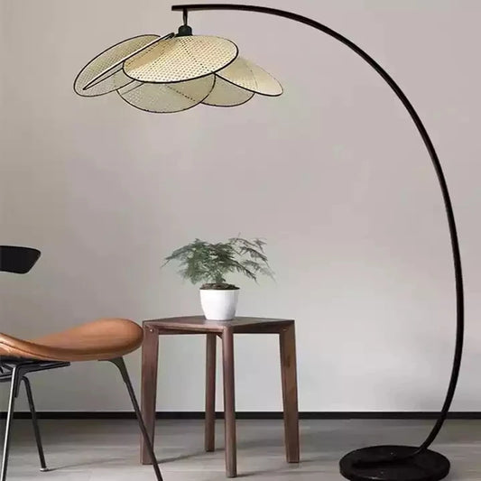 Vloerlamp Design Tijdloos voor Hedendaags Interieur – Novela