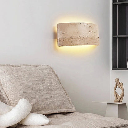 Wandlamp van steen in wabi-sabi-stijl voor terras – Stonara