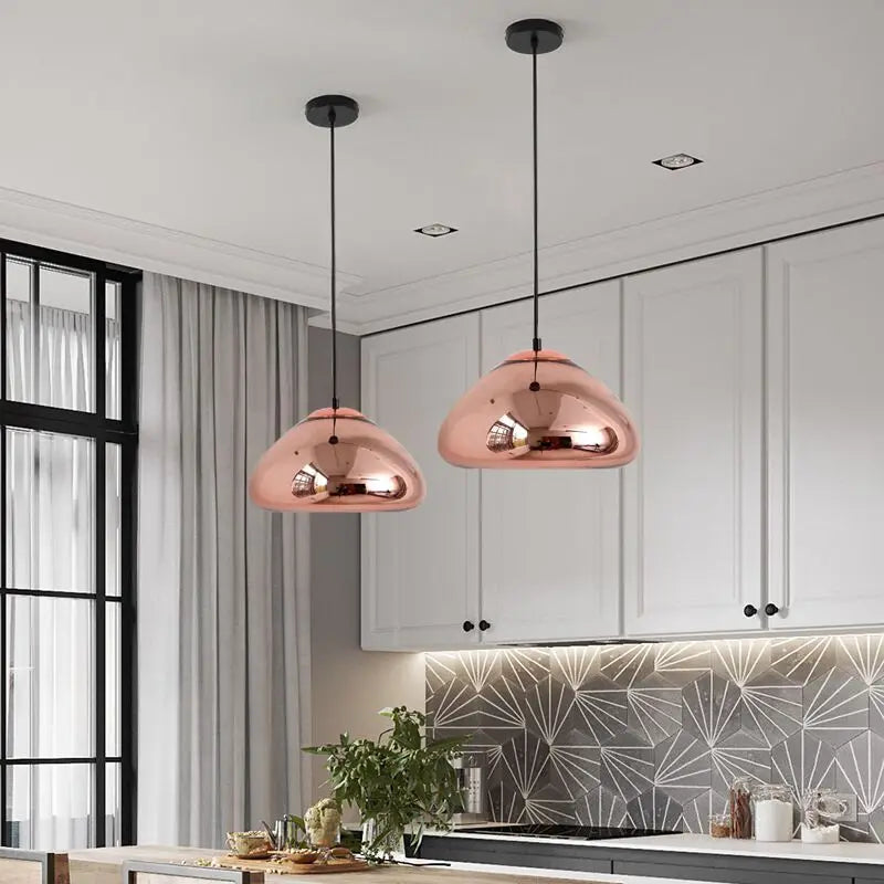 Suspension moderne dorée Aurovia avec abat-jour hémisphérique en aluminium finition miroir - vue 8