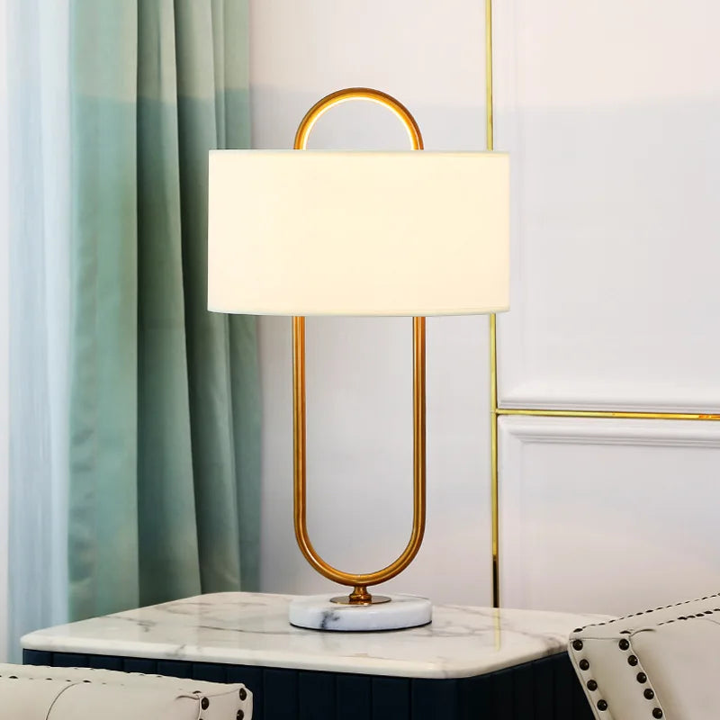 Lampe de Table Style Élégant Finition Artistique – Solara