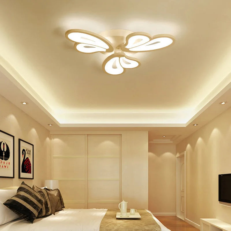 Plafonnnier Haute Tech Finition Mate & Halo Confortable – Nébulis