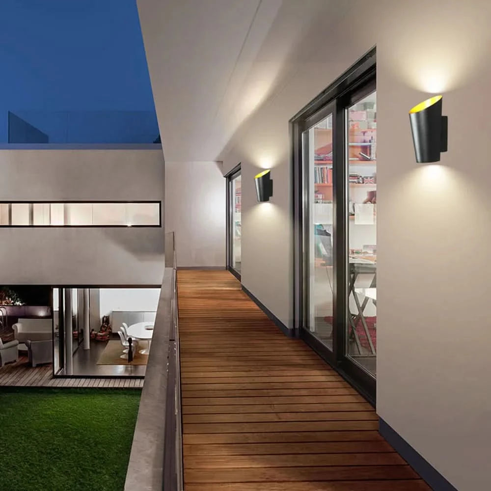 Wandlamp Zachte Sfeer Gevarieerde Afwerking – Lustré