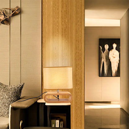 Elegante Lamp met Gewaagd en Artistiek Stijl – Lazulia