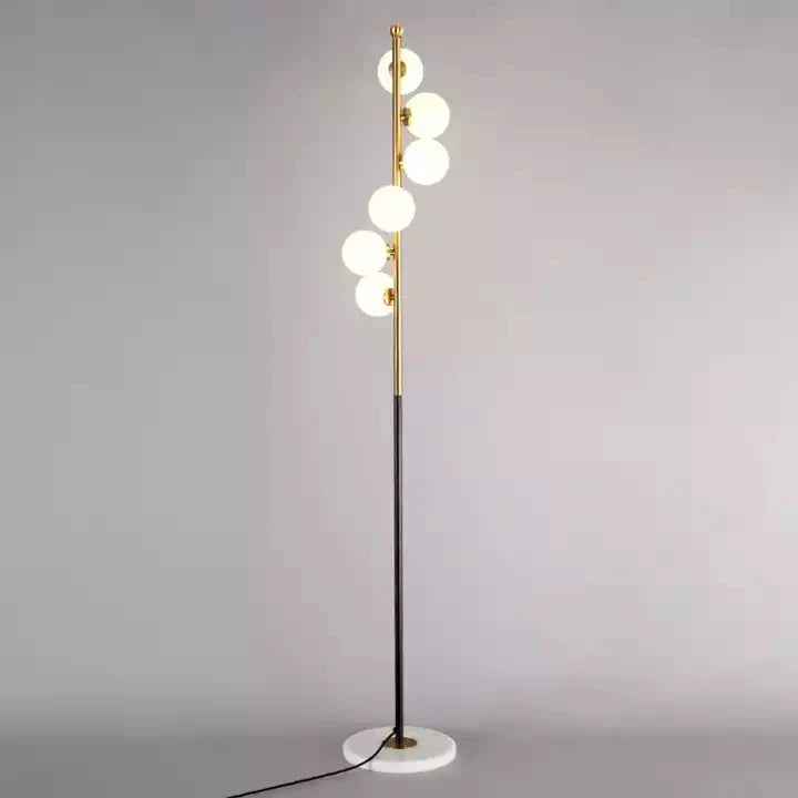 Lampadaire Minimaliste Ambiance Calme – Velora