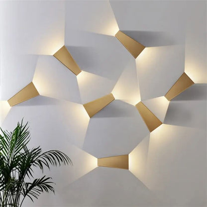 Luminar Wall Light Photo 6 | Luxarmonie