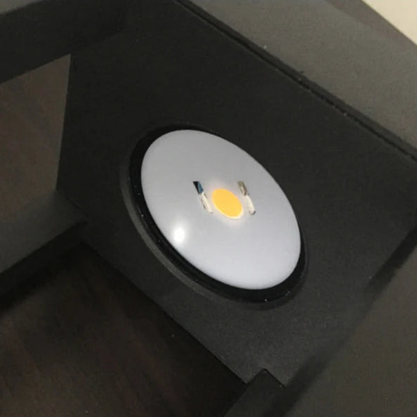 Lampadaire LED extérieur en aluminium – Thaléria