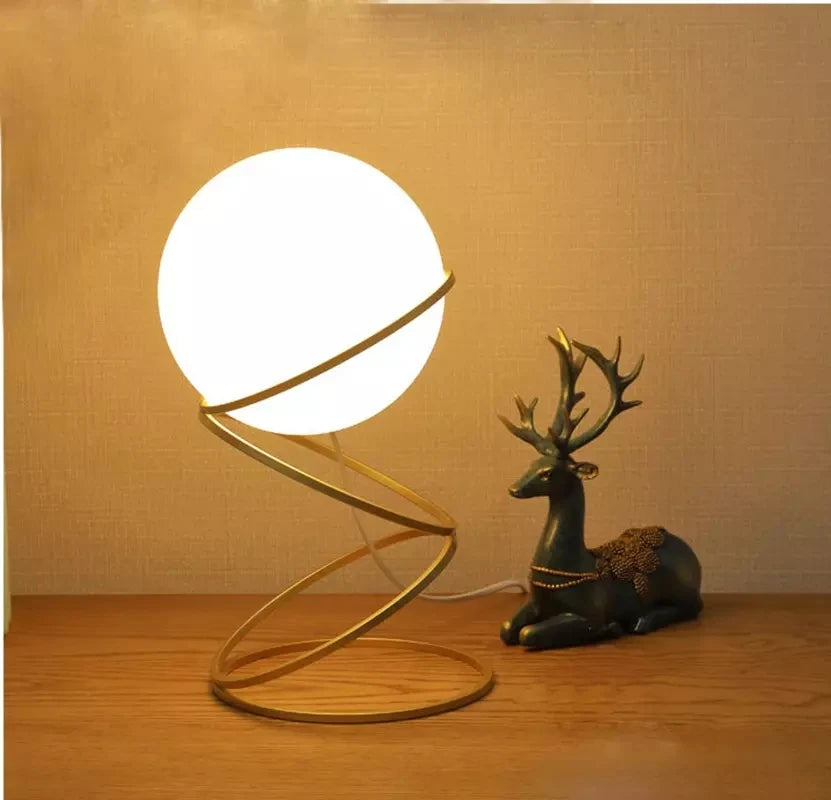 Lampe de Table Design Artistique en Forme de Sphère – Sphéria