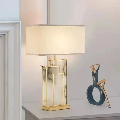 Elegante Lamp Moduleerbaar Licht voor Chique Interieur – Zéria