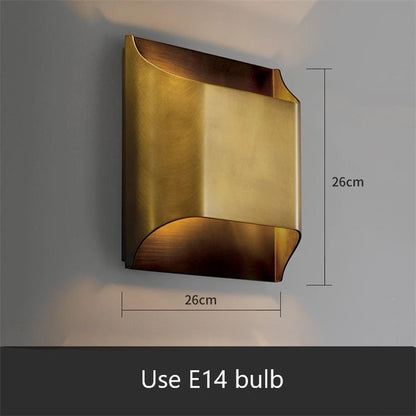 Koperen wandlamp voor hotelgang – Altarion