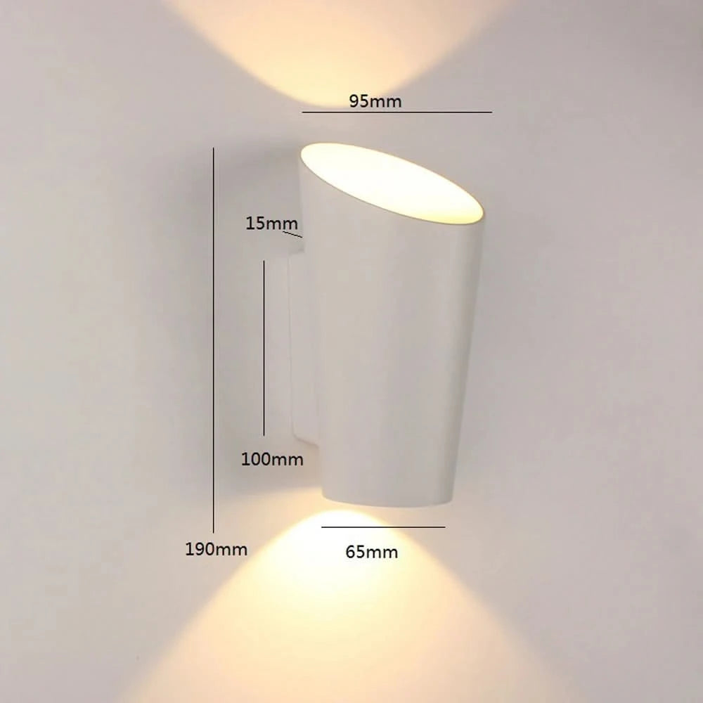 Wandlamp Zachte Sfeer Gevarieerde Afwerking – Lustré