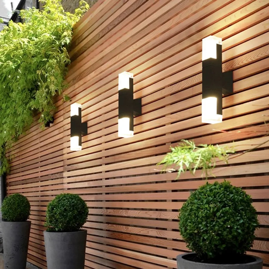 Wandlamp Buitenshuis LED met Sensor – Model Bullema