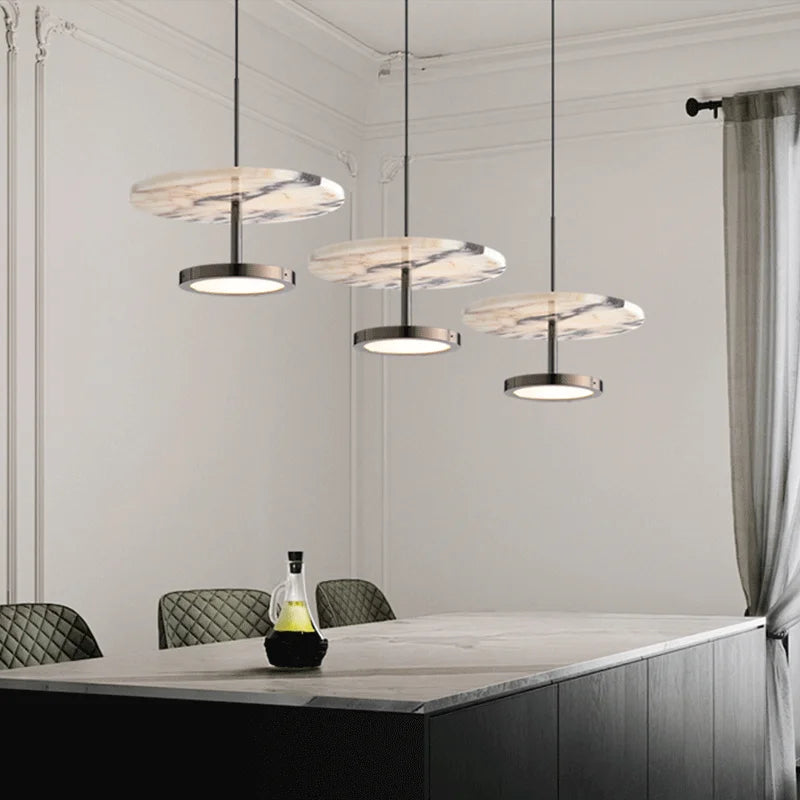 Hanglamp van natuurlijk zwart steen voor slaapkamer – Noctura