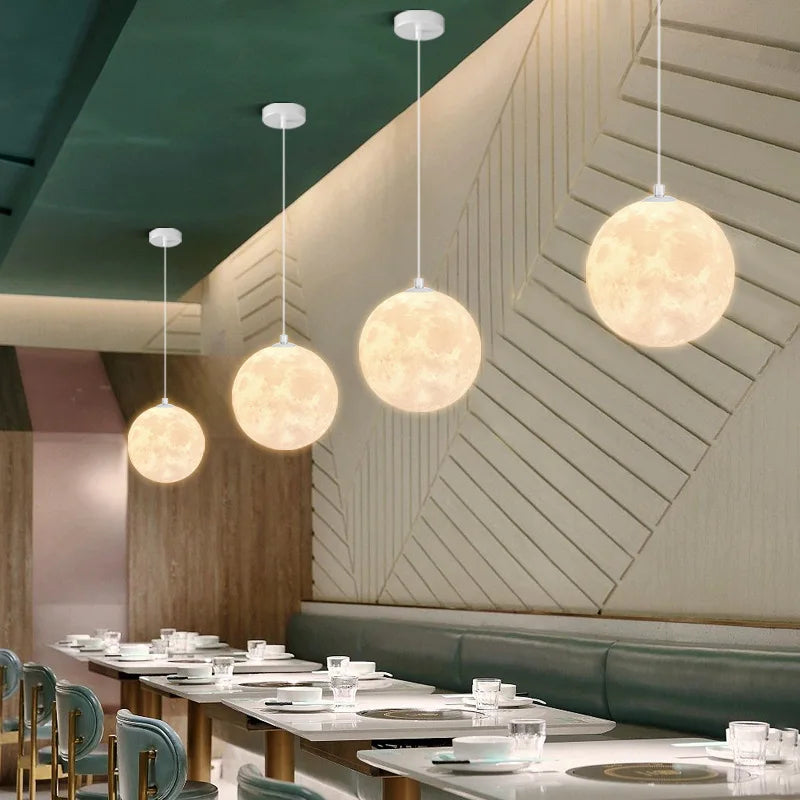 Suspension LED moderne en métal blanc – Moonéclat