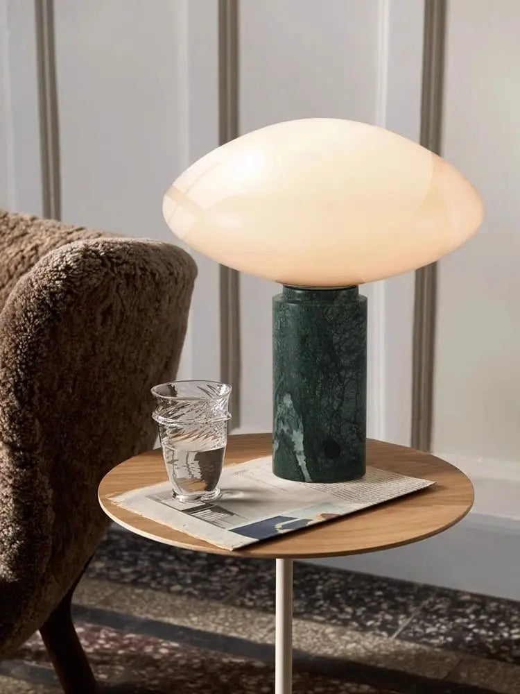 Lampe de Table Nordique en Marbre Vintage pour Salon – Armonique
