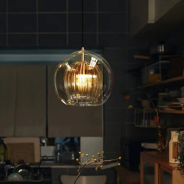 Suspension nordique en verre pour intérieurs modernes – Ombrelia