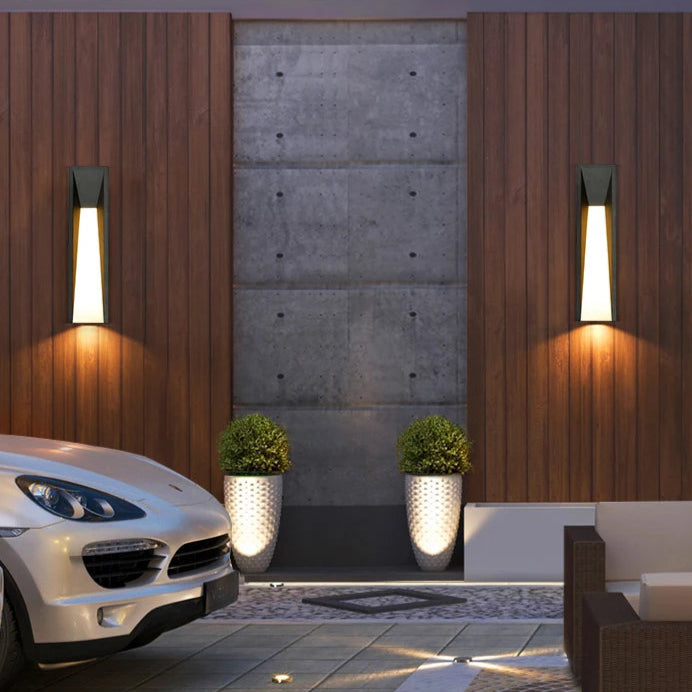 Applique Murale LED en Aluminium Noir pour Extérieur – Arclion