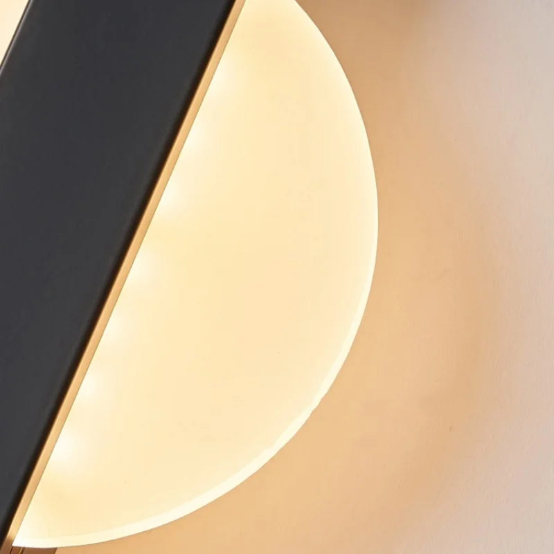 Moderne Metalen Wandlamp voor Slaapkamer en Woonkamer – Miralux