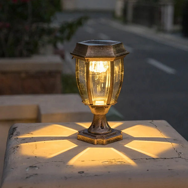 Lampe à poser Solaire Extérieure en Aluminium – Callistoria