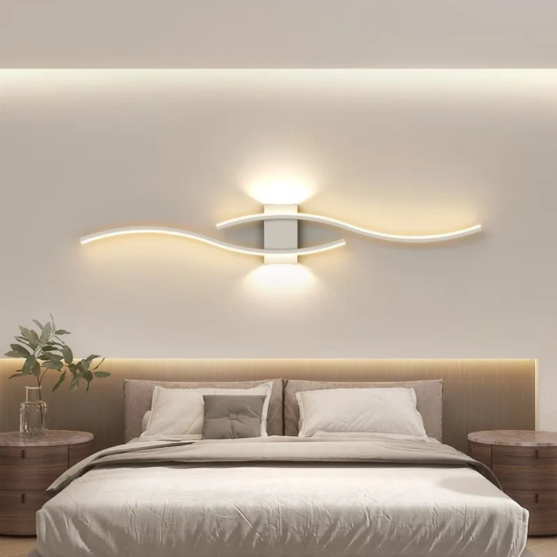 Applique murale Wave design ondulé avec diffuseur acrylique blanc et structure fer laqué - vue 7