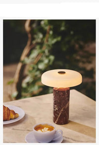 Lampe de table LED en marbre pour chambre – Novaluce