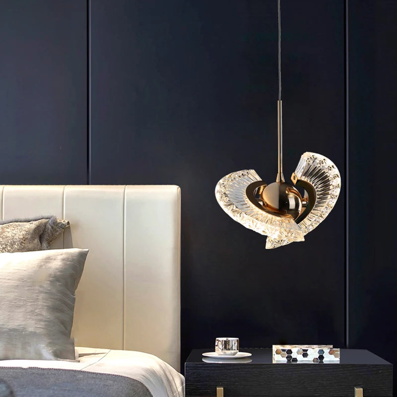 Suspension Élégance Dorée Ambiance Chaleureuse – Halo d'Aurore