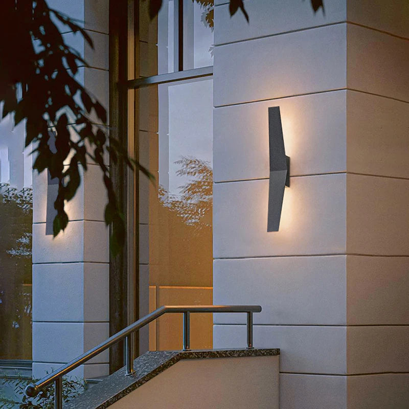 Applique murale extérieure en aluminium – Armonique