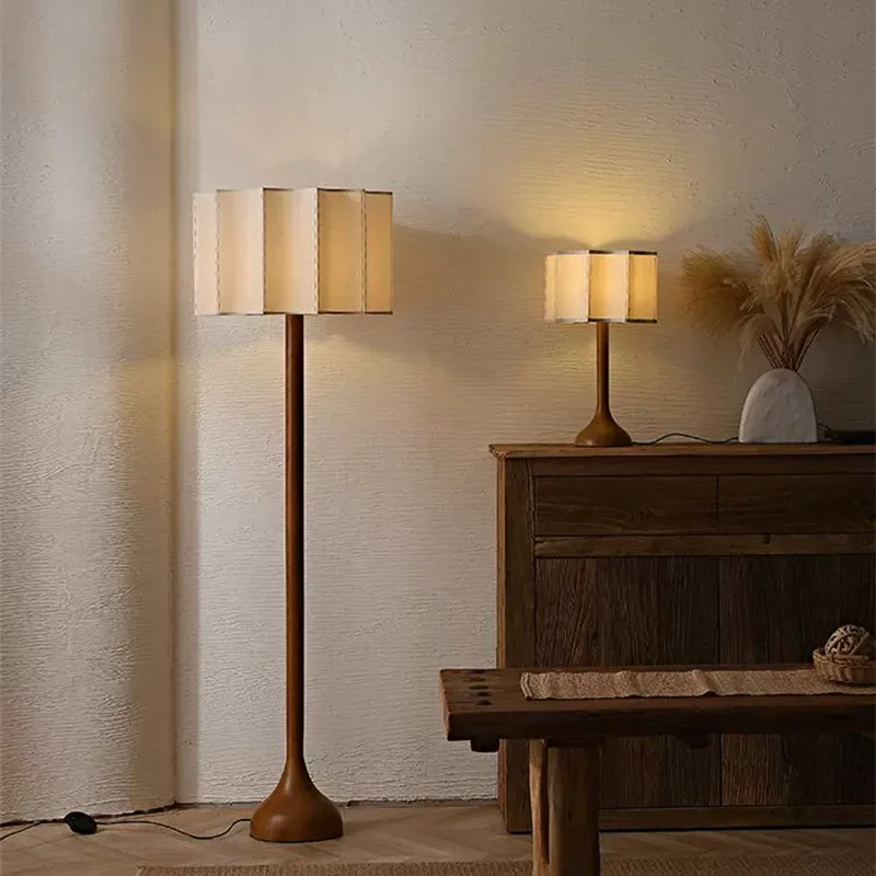 Houten staande lamp in Wabi-Sabi stijl voor woonkamer – Armonique