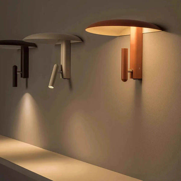 Applique murale rotative en métal noir – Zolanire