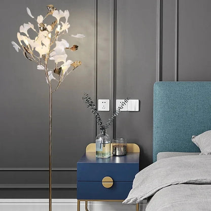 Metalen staande lamp in Ginkgo-stijl – Ginkova