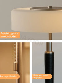 Lampe sur pied en verre et bois pour salon – Armonille