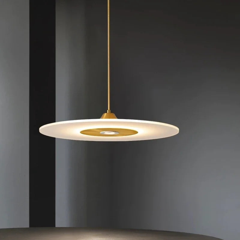 Moderne Hanglamp Grafische Stijl Elegante Functionaliteit – Disque Éclipse