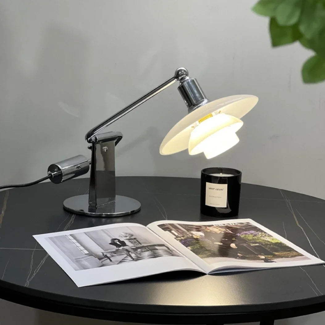 Lampe de Table Vintage en Verre et Acier – Oréade