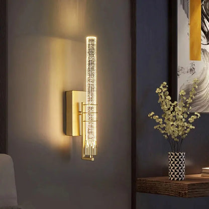 Modern wandlamp in kristal voor woonkamer en slaapkamer – Crystarion