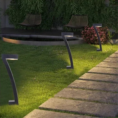 Lampes Solaires de Jardin Contemporaines Étanches – Célestion