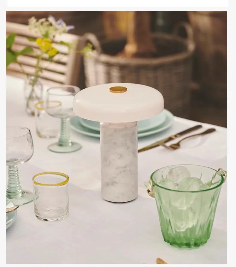 Lampe de table LED en marbre pour chambre – Novaluce