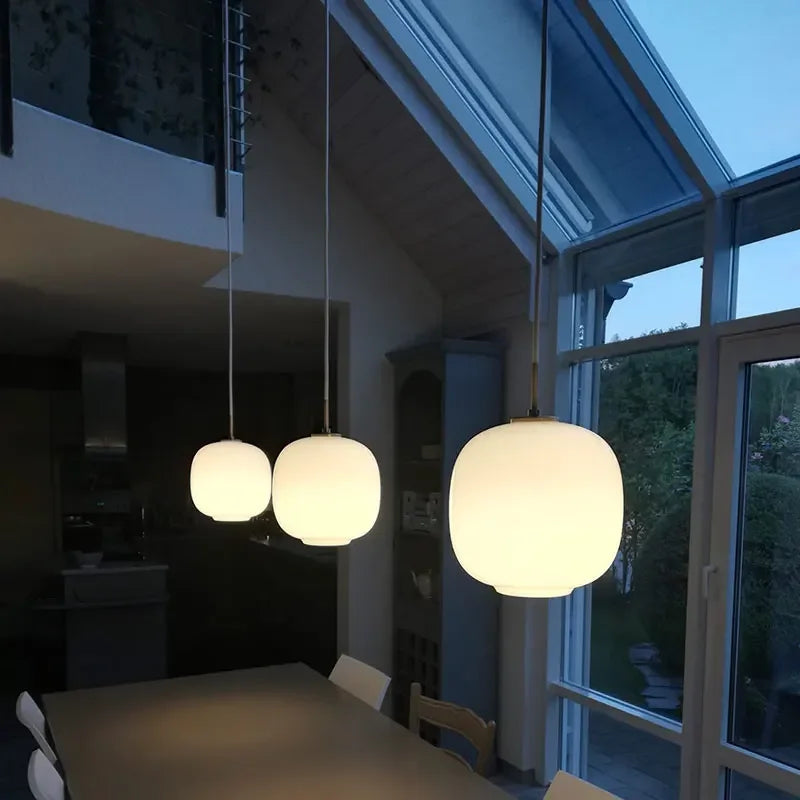 Minimalistische Hanglamp in Wit Glas voor Keuken – Solstize
