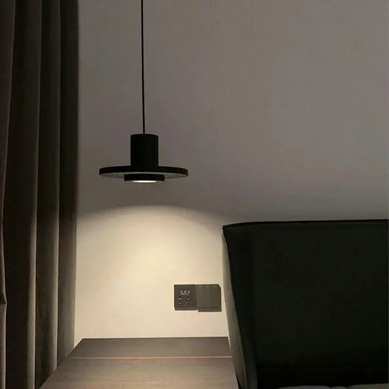 Minimalistische Zwarte Hanglamp voor Slaapkamer – Noctarion